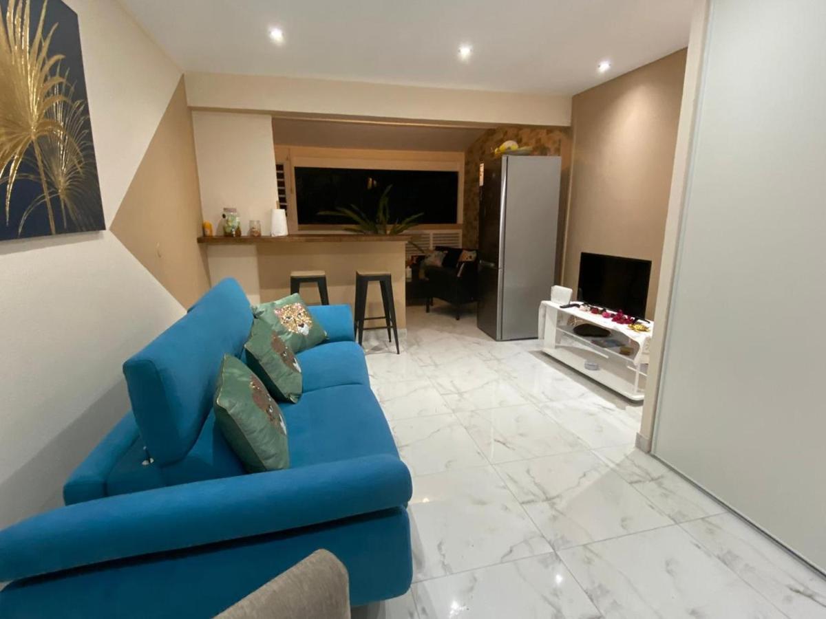 Duplex 5 Etoiles Entre Marina Et Golf International Apartment Saint-Francois  Bagian luar foto