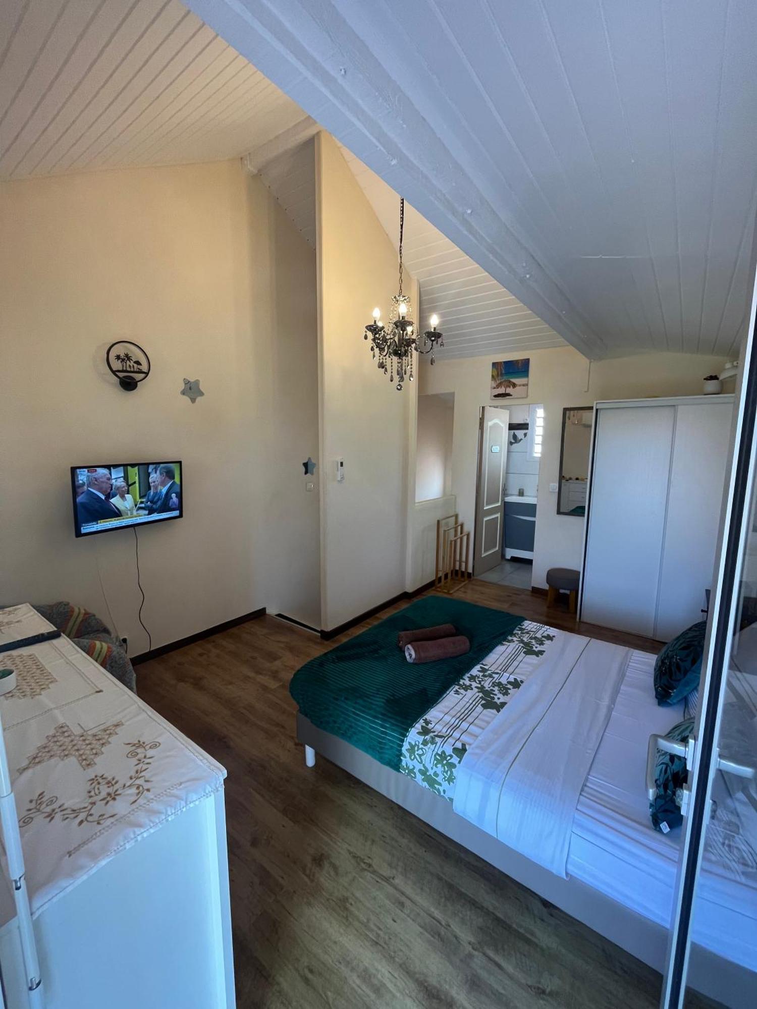Duplex 5 Etoiles Entre Marina Et Golf International Apartment Saint-Francois  Bagian luar foto